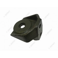 BRACKET ENGINE REAR SUPPORT TO ENGINE GMC