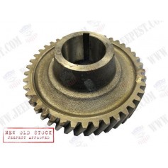 GEAR TRANSMISSION COUNTERSHAFT DRIVE GMC
