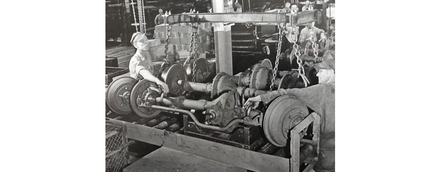 AXLE FRONT SPLIT