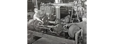 AXLE FRONT SPLIT